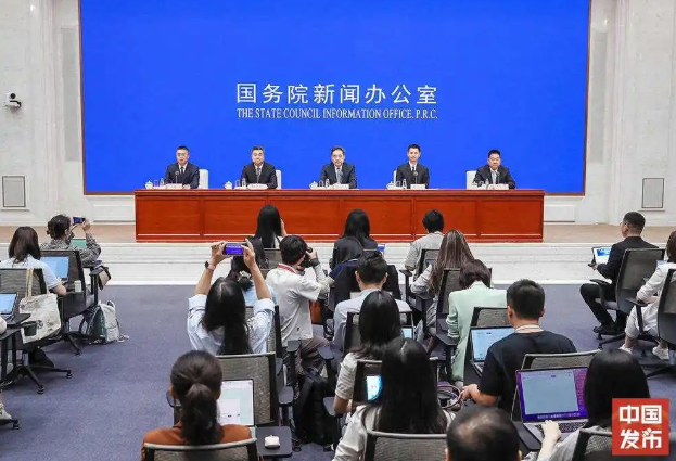 国家能源局：上半年有10家民营企业参股了5个核电项目，持股比例都达到10%以上