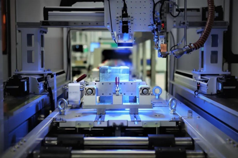 电动工坊与重庆三电能源签约合作 携手共建全国动力电池回收及综合利用运营网络