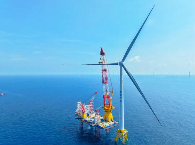 18MW！中广核单机容量最大的风电机组完成吊装！