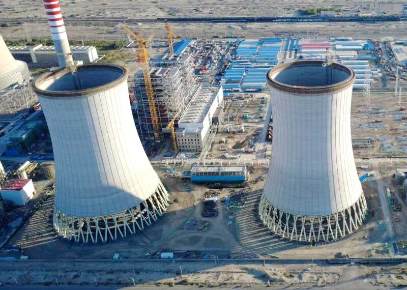 新疆油田煤电项目1号间冷塔提前顺利到顶