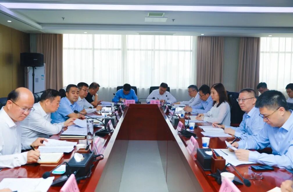 上海电气与陕西省工信厅深化产业链协同发展，深入参与到绿氢低碳改造等项目中
