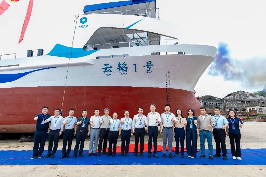 江海之上，氢碳无疆！全国最大氢动力船舶“云韬一号”顺利吉水