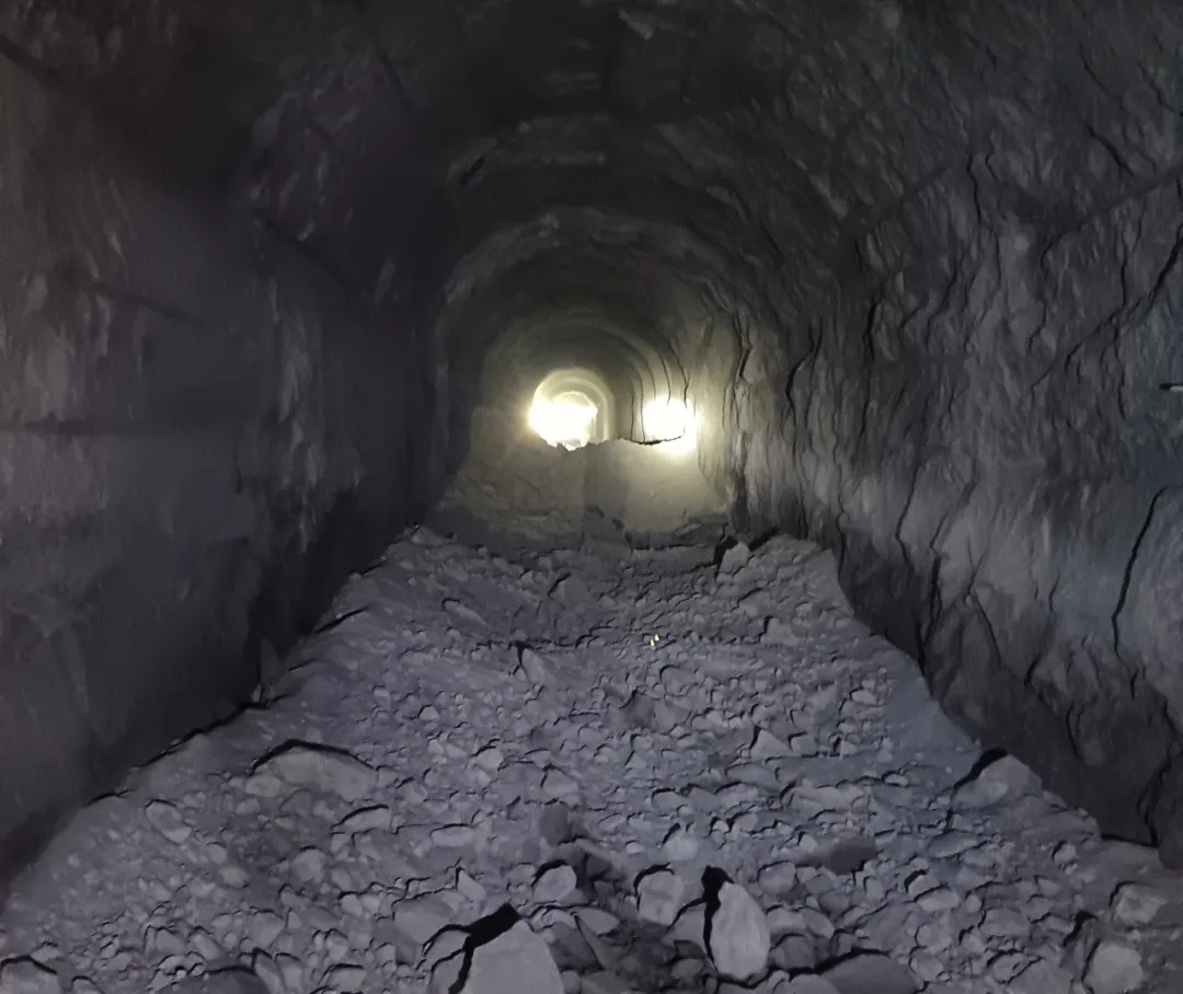 打通地下排水“主动脉”   广东云浮水源山抽水蓄能电站自流排水洞全线贯通