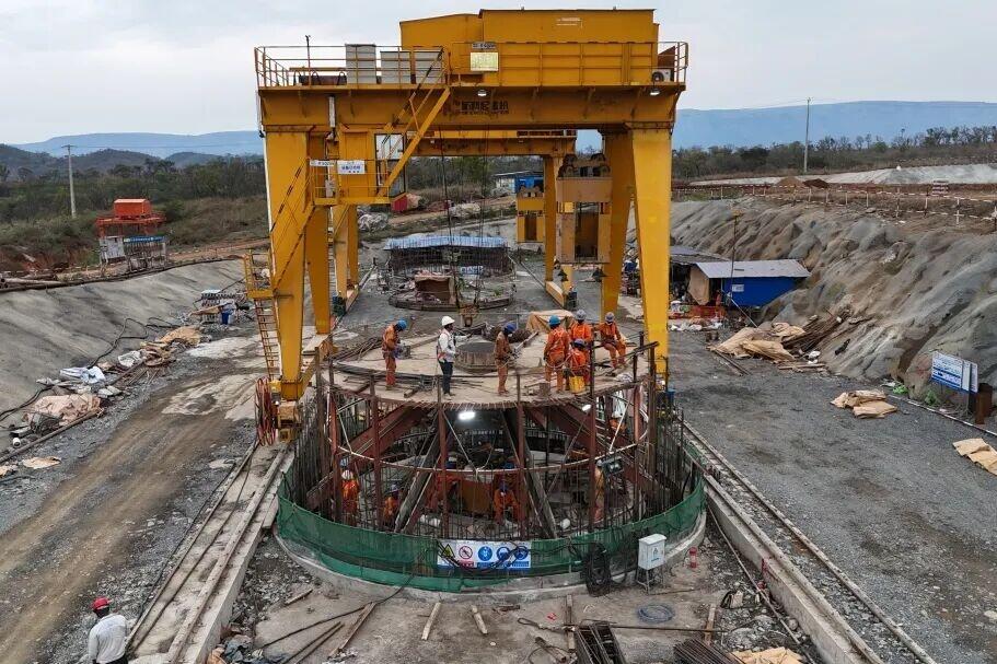 安哥拉凯凯水电站7条大型竖井衬砌混凝土施工全部完成