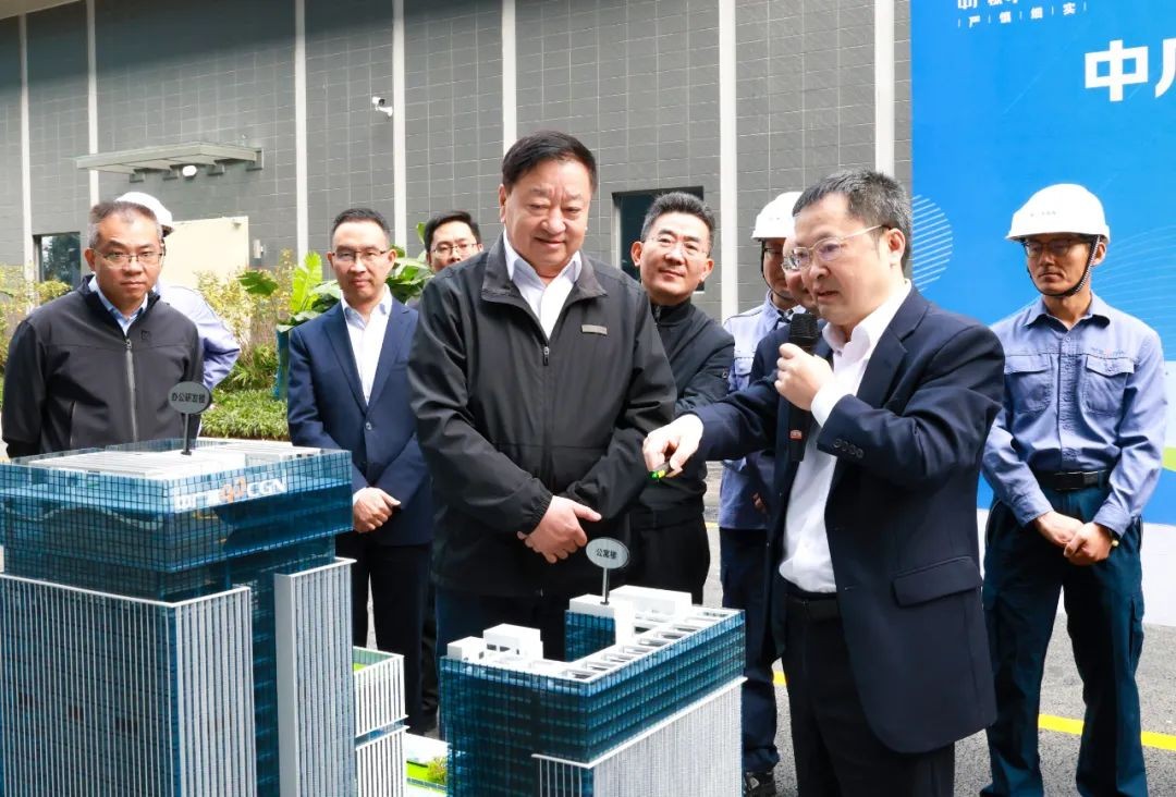 杨长利赴中山科研基地检查工作