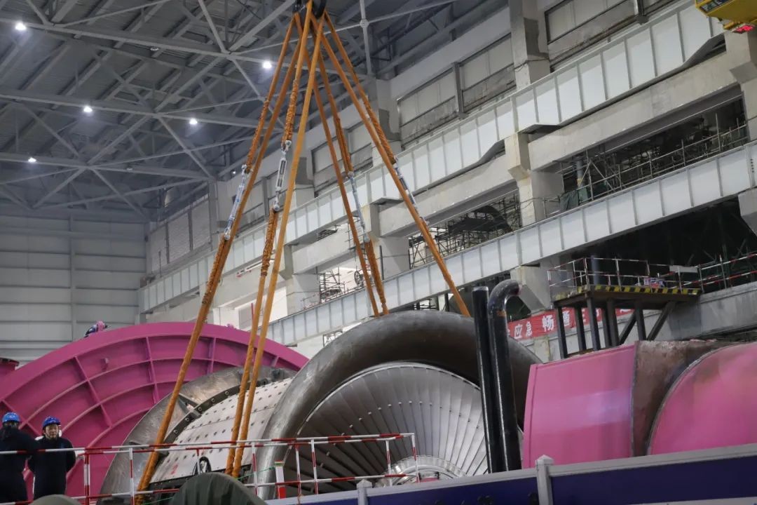 田湾核电站7号机组汽轮机扣缸完成