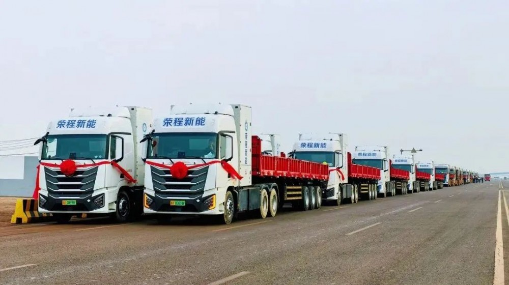 港口场景+1！150辆搭载国鸿氢能动力系统的氢能重卡黄骅港投运！