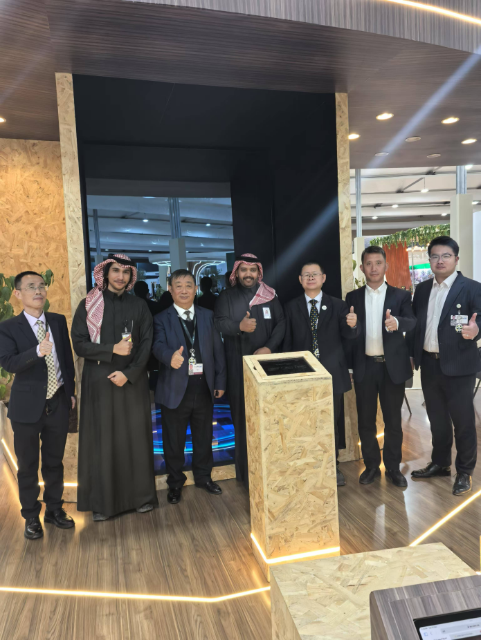 让世界了解金友 助金友走向世界——采访上海金友创始人潘晨曦先生