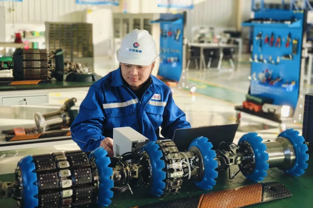 海油发展自主研发的漏磁检测器性能测试平台正式启用