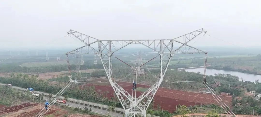 昌江核电二期500千伏主网架工程线路全线贯通