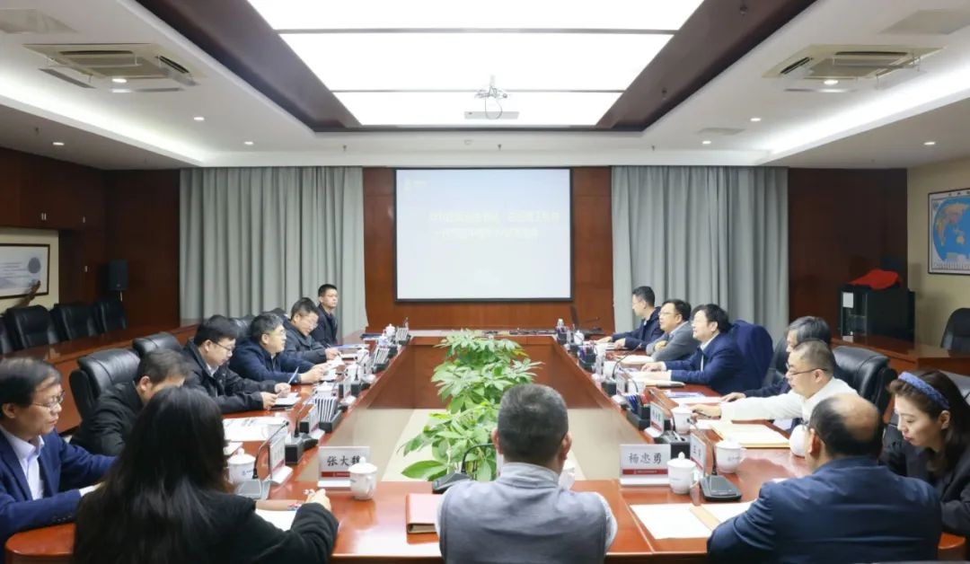 华龙国际党委书记、总经理王秋林一行到访中核华兴