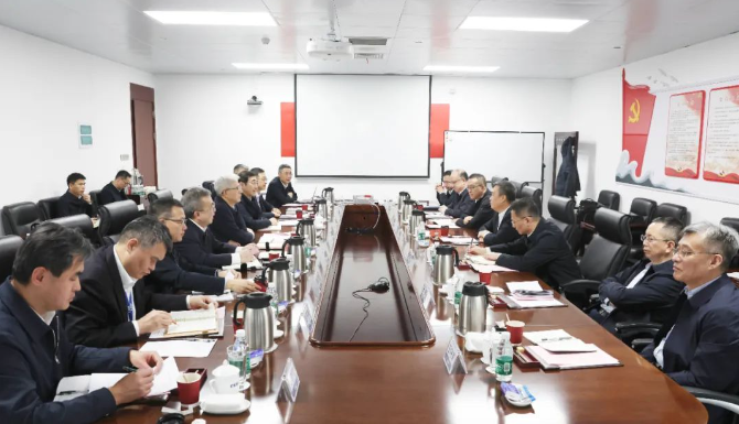 曹志安、黄伟率队拜访中船集团