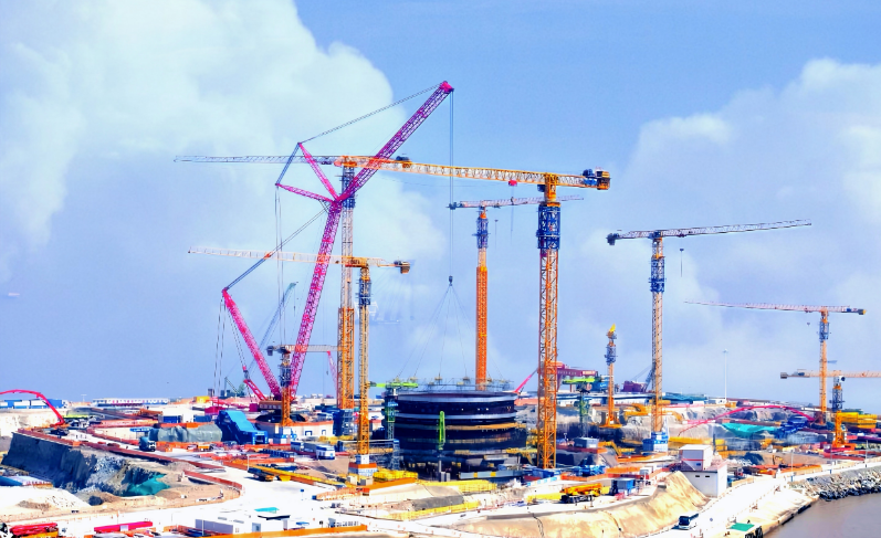 宁德核电5号机组核岛钢衬里大型模块吊装就位