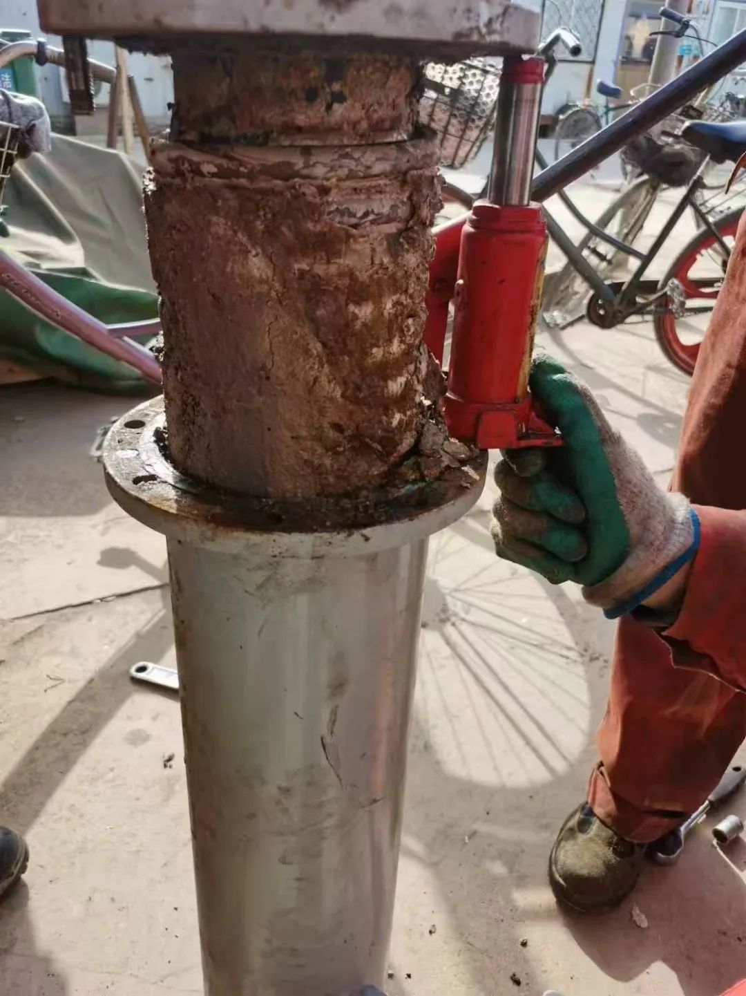 中海石油中捷石化有限公司运行二部：推出设备在线化学清洗技术  开辟降本增效“新赛道”