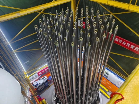 三澳核电2号机组控制棒驱动机构耐压壳焊接圆满完成！