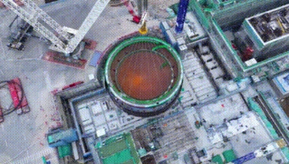 中国能建参与建设的广东陆丰核电1号机组CV底封头吊装成功