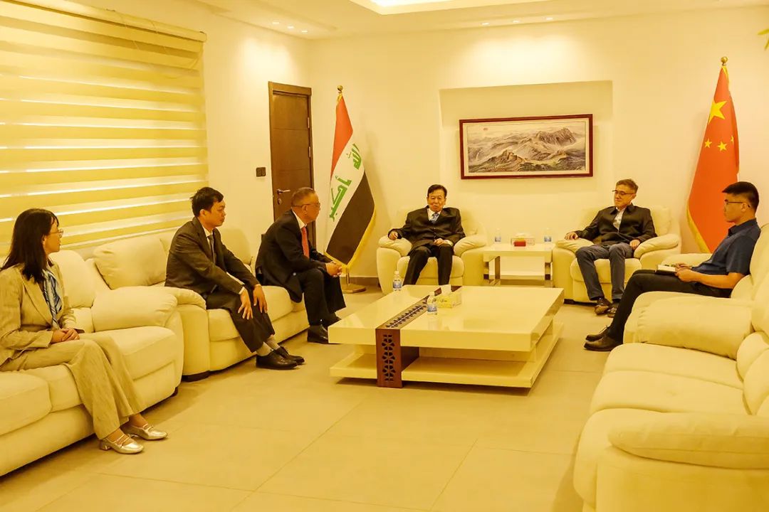 中曼石油天然气集团董事长李春第一行拜访中国驻伊拉克大使馆