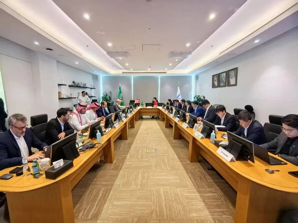 上海电气与ACWA Power谋求共拓全球新能源市场