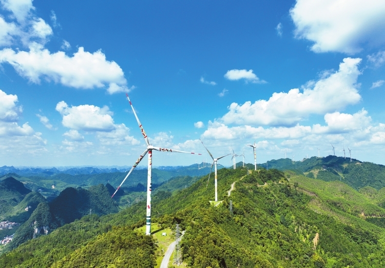 广西发电装机容量首次破亿 新能源装机规模达4523.8万千瓦，占比超四成