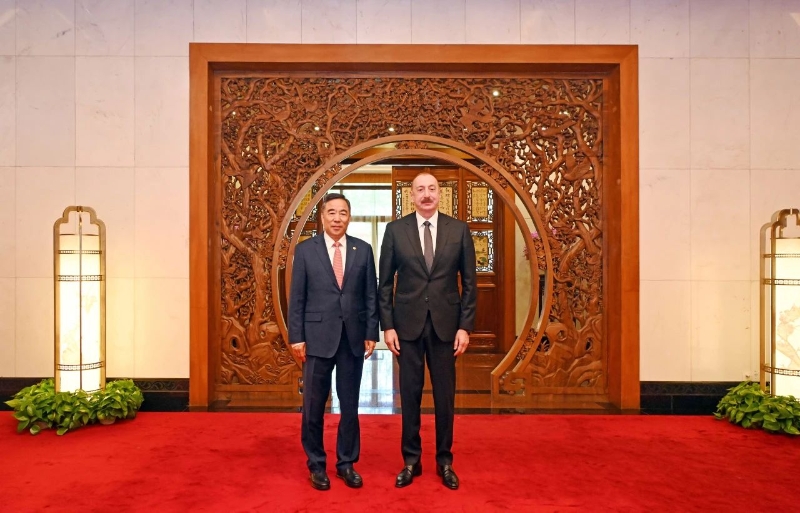 宋海良拜会阿塞拜疆总统阿利耶夫