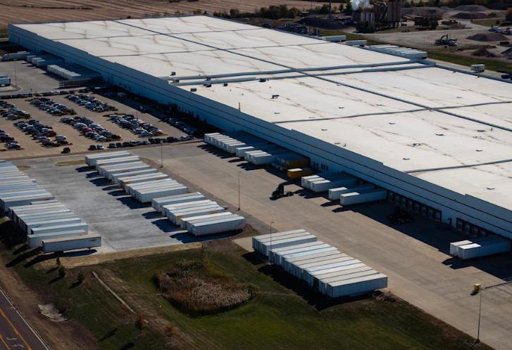 Rivian投资1.2亿美元建设供应商园区 加速R2电动SUV生产