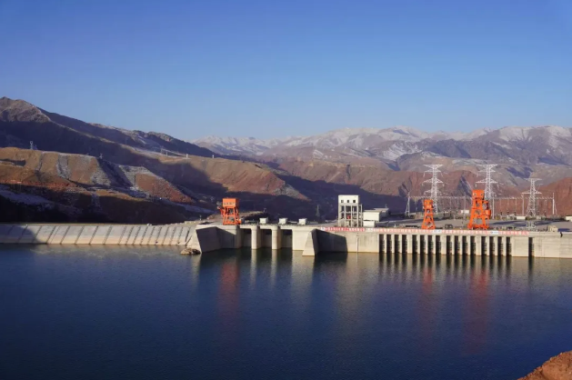 玛尔挡水电站年累计发电量突破10亿千瓦时
