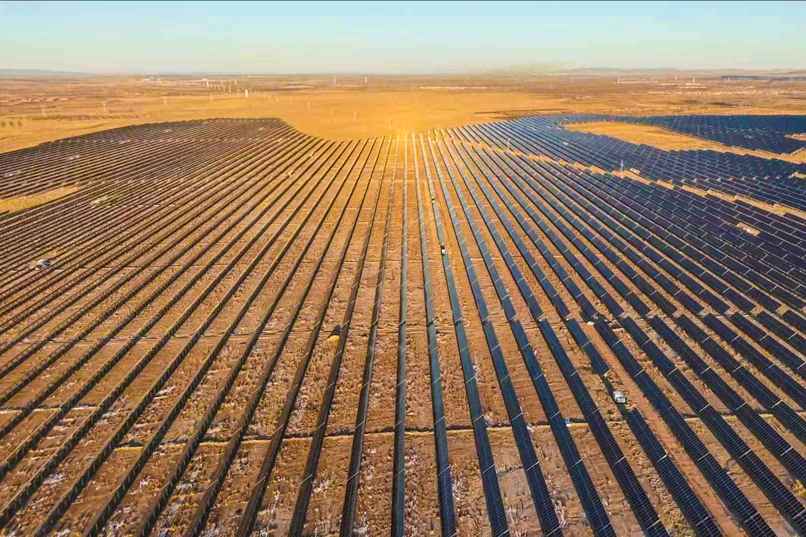 内蒙古商都光伏项目实现全容量并网