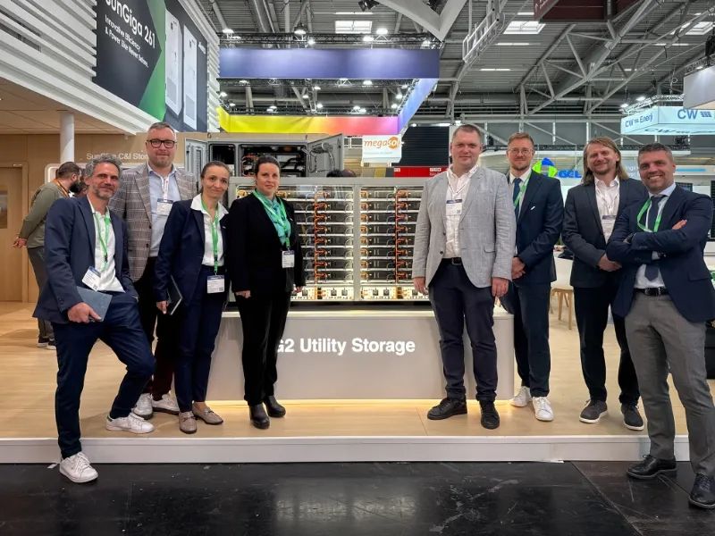 晶科储能与TRANS-KOL在Intersolar Europe 2025展会上宣布达成战略合作伙伴关系