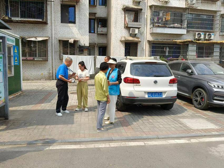 【湖北日报】光明路社区与企业联动助阿尔茨海默症老人平安归家