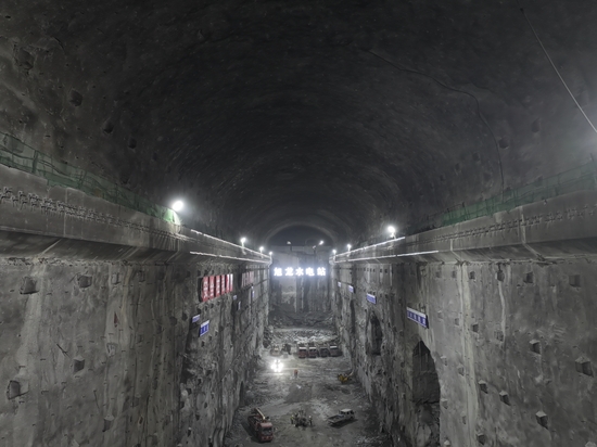 旭龙水电站主厂房第VII层开挖完成