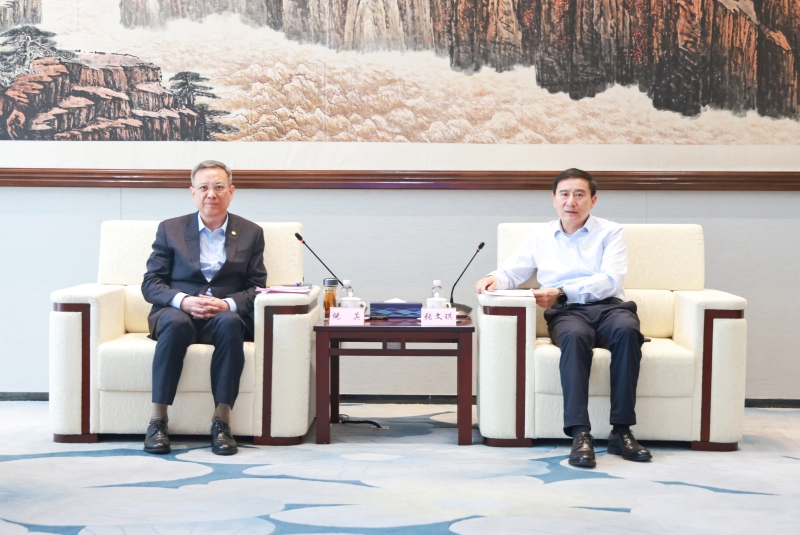 倪真与陕煤集团党委书记、董事长张文琪会谈