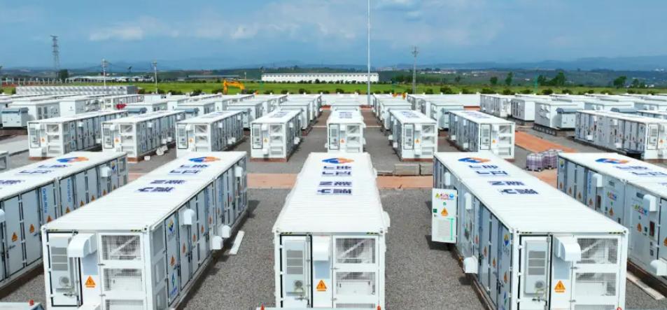 云南曲靖100MW/200MWh储能电站项目并网
