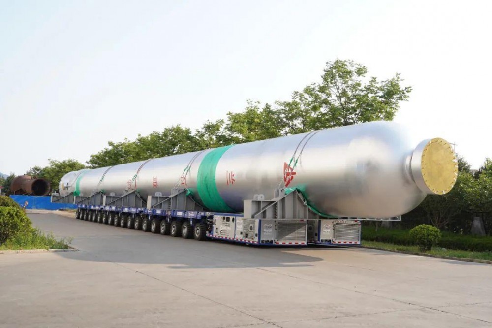 兰石重装青岛公司承制荆门石化2台加氢反应器完工发运