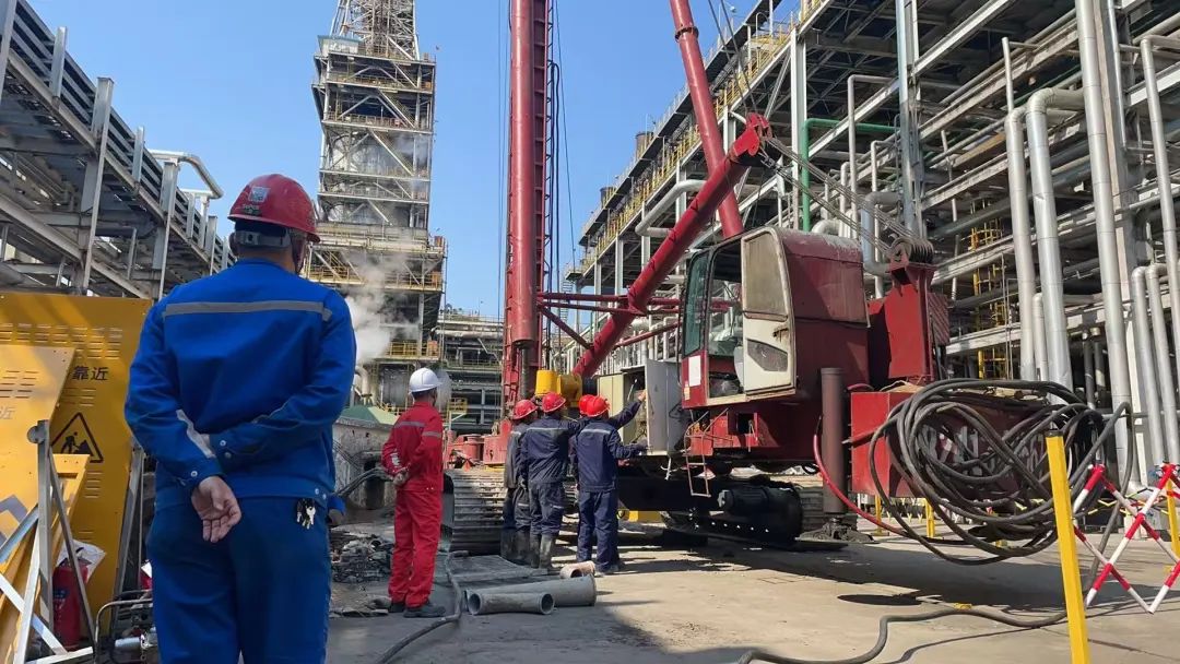 抚顺石化焦化装置密闭除焦项目桩基工程圆满完成