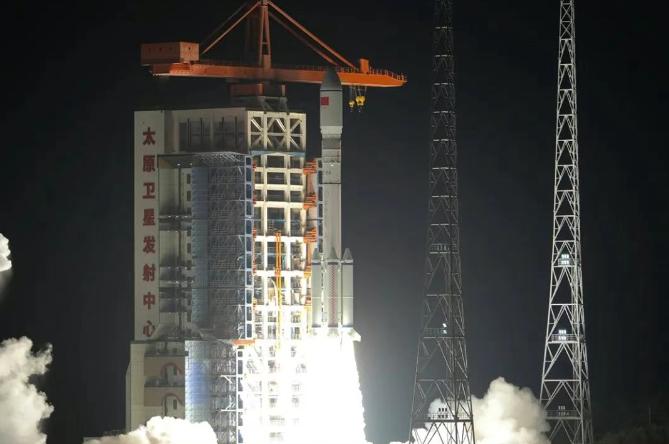 我国成功发射卫星互联网低轨卫星