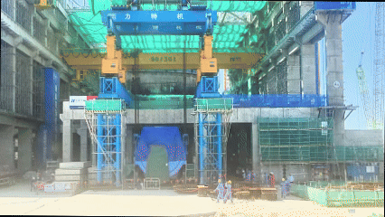 华能昌江核电二期工程项目4号机组发电机定子吊装就位