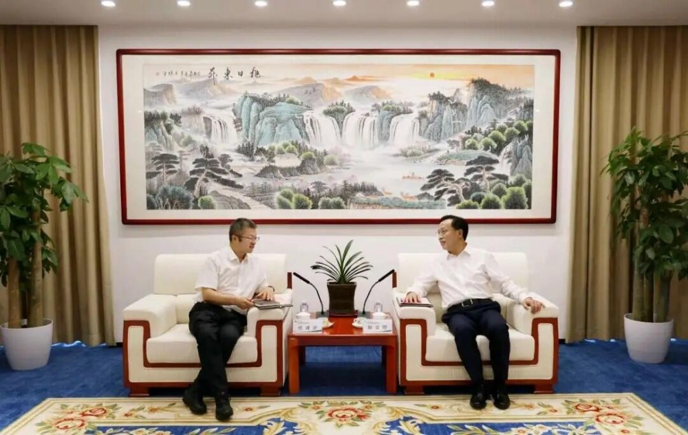 中电装储能与特变电工新能源签署战略合作协议