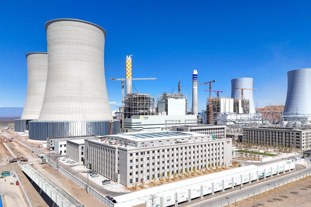 新疆重能石头梅2×1000兆瓦煤电项目1号机组投产