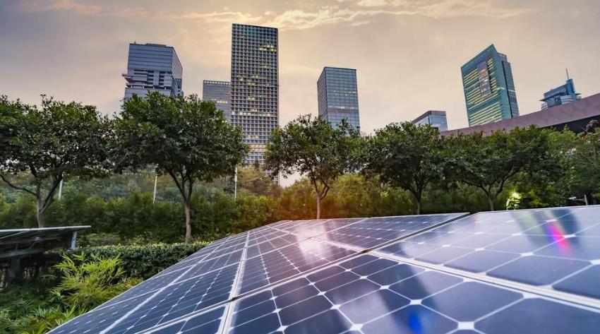 施耐德电气：从“拼规模”到“创价值”，新能源转型亟需双轮驱动