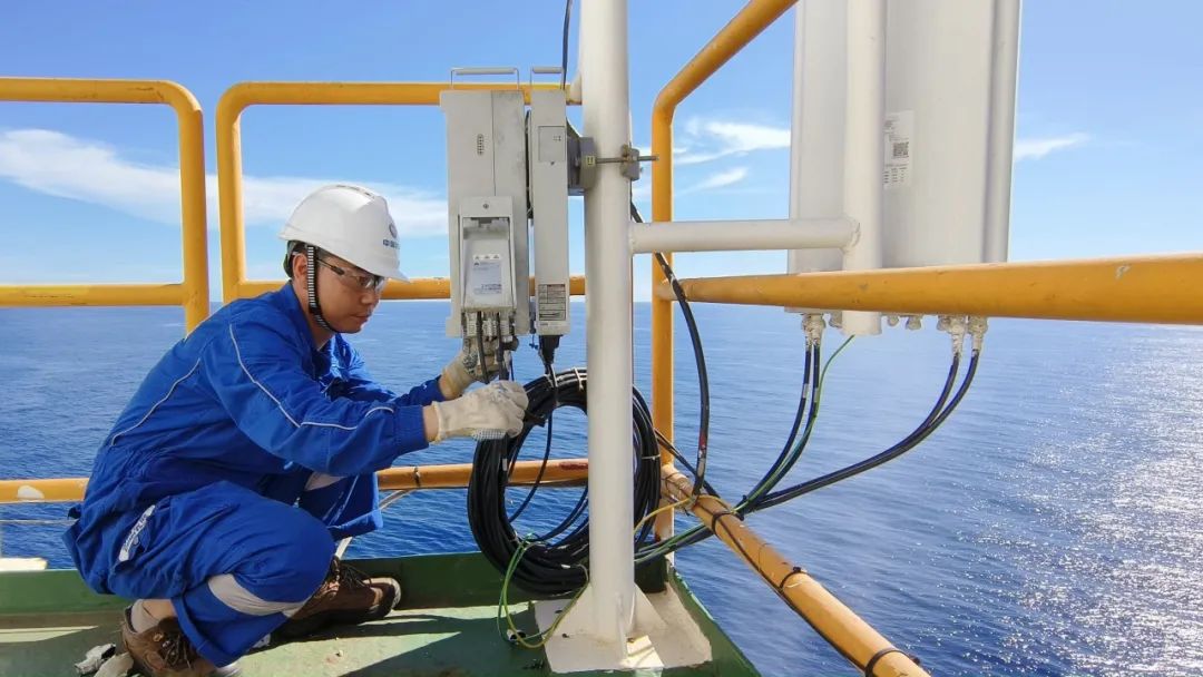 海油发展实现南海东部油田首套5G双域专网成功应用