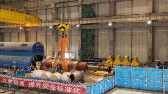 海南昌江核电3号机组常规岛汽轮发电机穿转子圆满完成