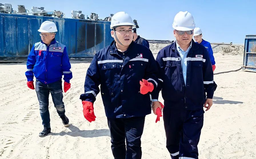 中曼石油集团总裁李世光赴哈萨克斯坦岸边油田检查慰问
