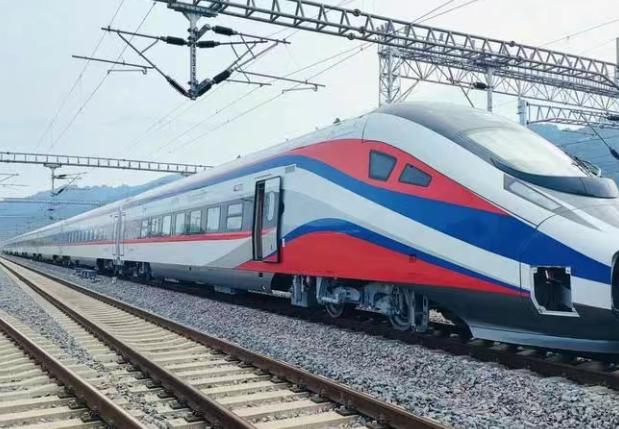 国铁集团首单“一带一路”跨境动车组租赁项目落地