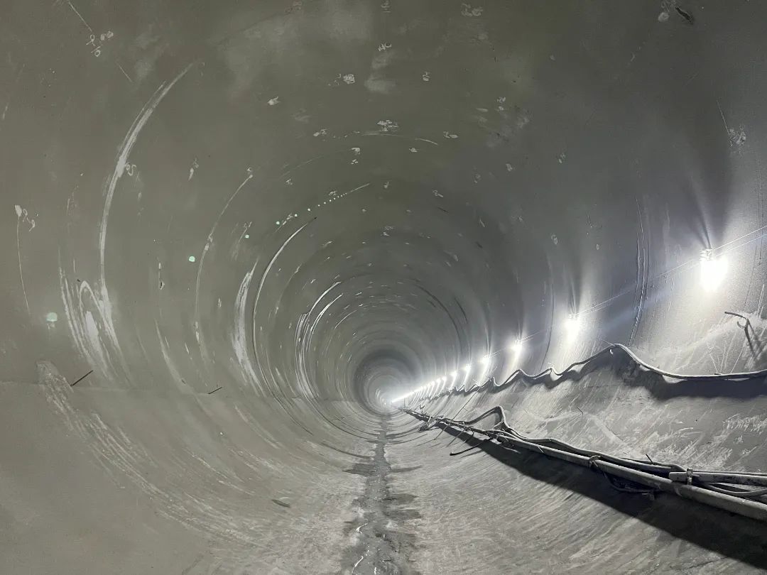 南网储能广西南宁抽水蓄能电站尾水水道充水一次成功