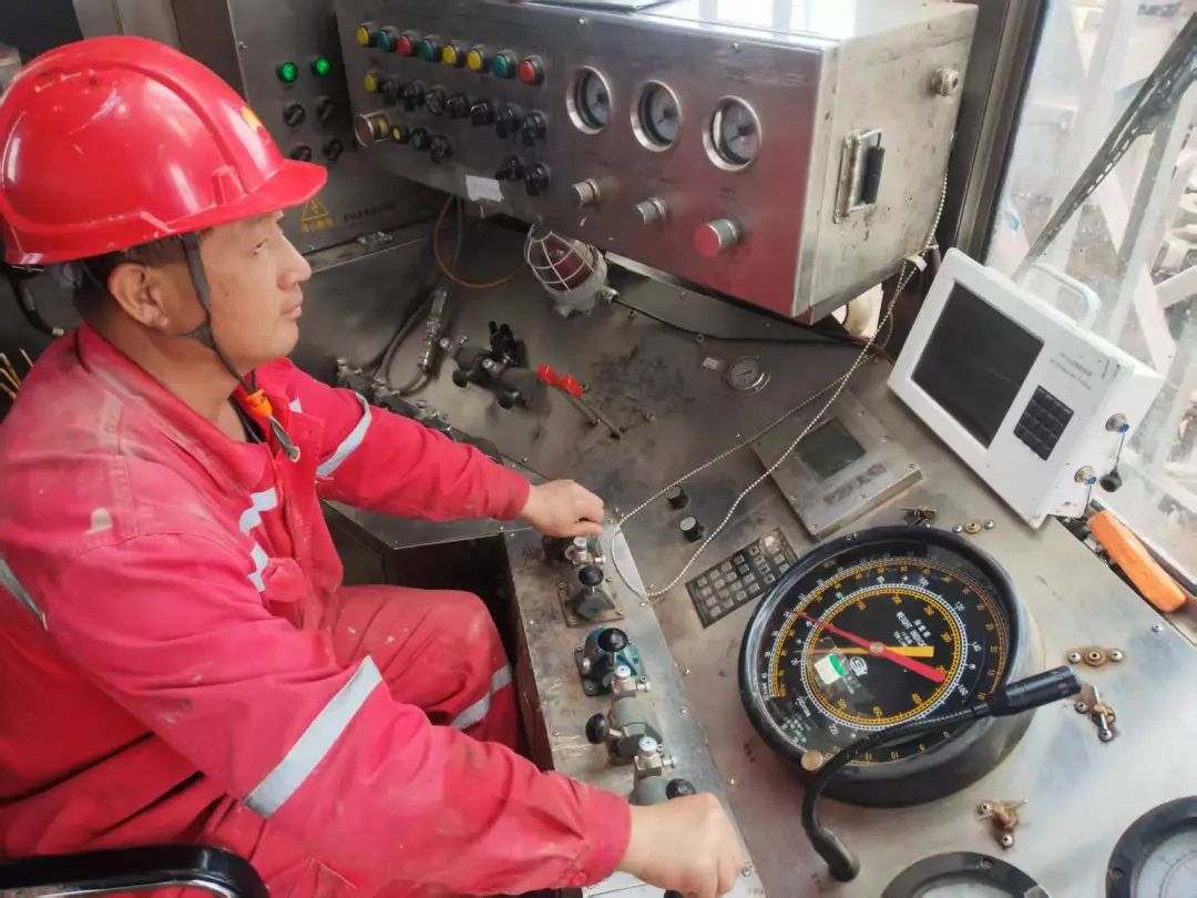 中国石油长城钻探公司苏里格区块钻井周期首次突破7天