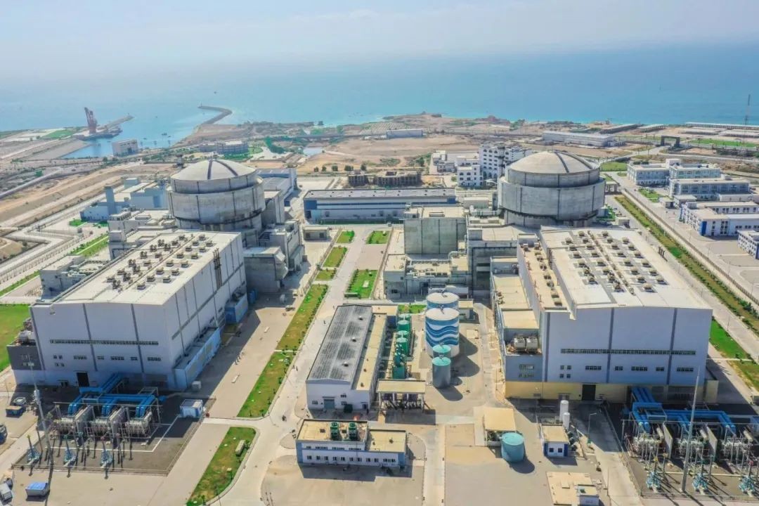 海外华龙K2机组发电机出口断路器改造顺利完成