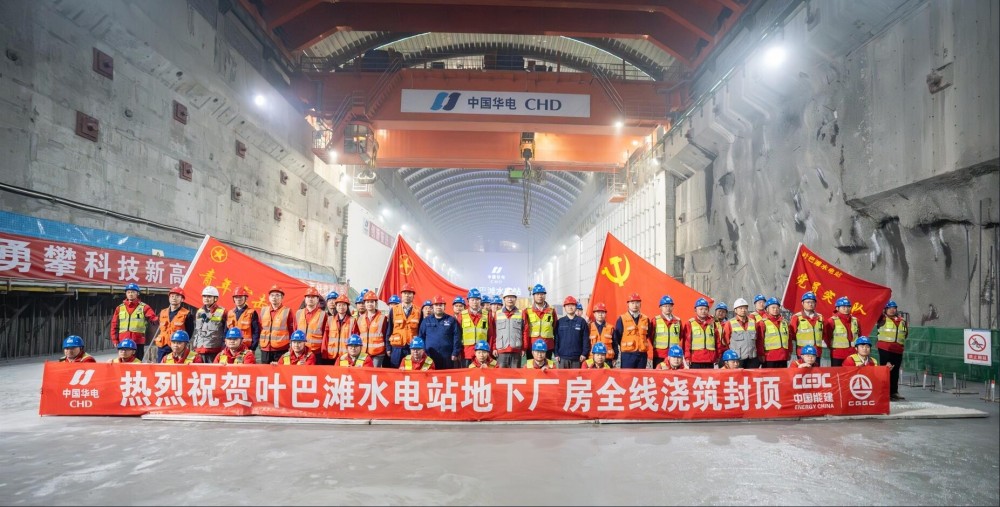 中国能建葛洲坝三峡建设公司承建的叶巴滩水电站引水发电系统全面进入机电安装阶段