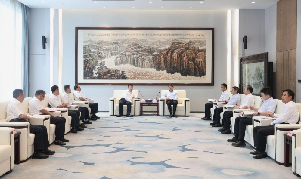 陕煤集团党委书记、董事长张文琪会见中铁一局党委书记、董事长郗宜君一行