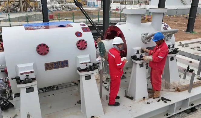中国石油首台完全国产化的40兆帕高压大排量离心式注气压缩机研发成功