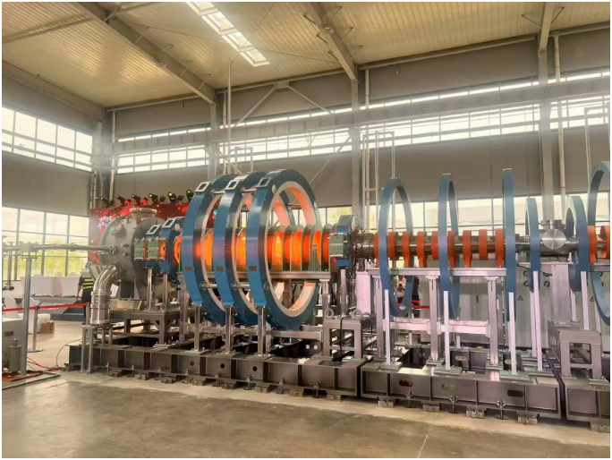 中国首台商业化直线型聚变装置HHMAX-901在蓉建成